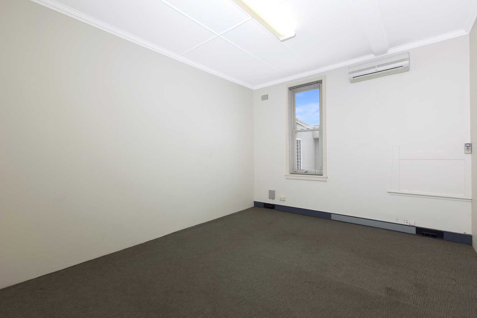 163-165 Sailors Bay Road Northbridge