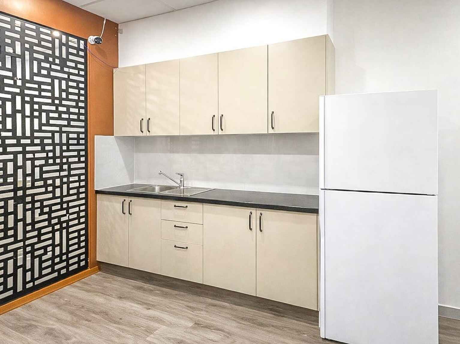 8 & 9/13a Montgomery Street Kogarah